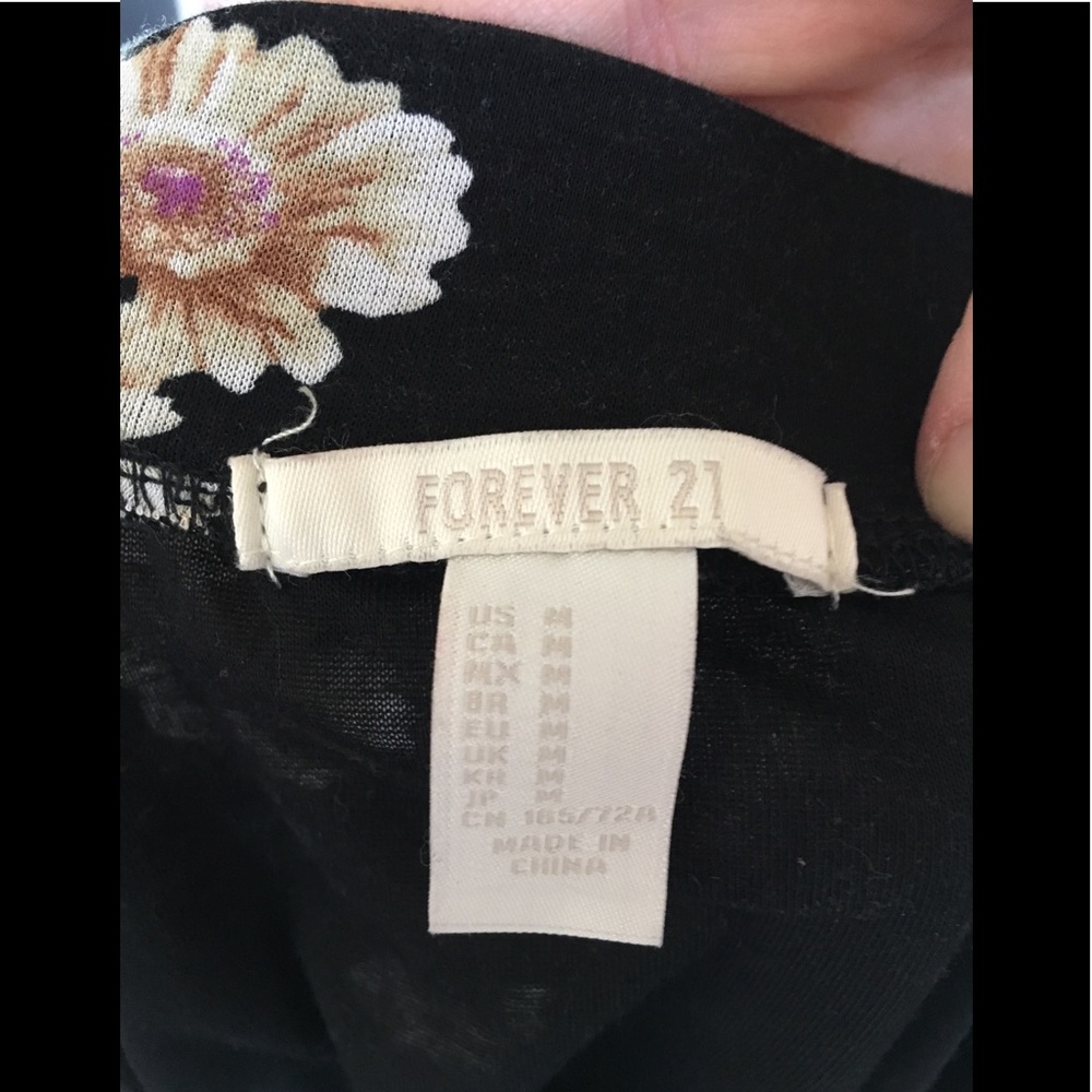 High Waisted Daisy Maxi Skirt 🌸 - Picture 7 of 7